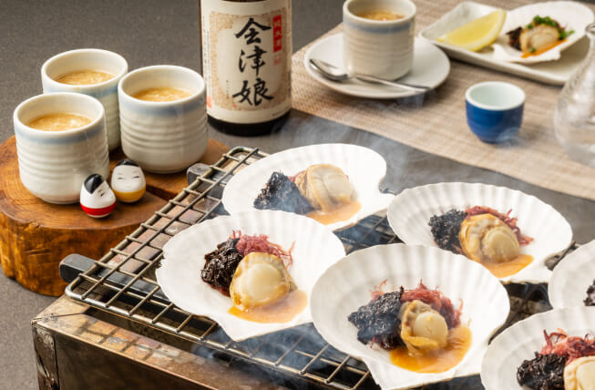 ふかひれ餡かけ茶碗蒸しと<br />
まつも味噌貝焼き