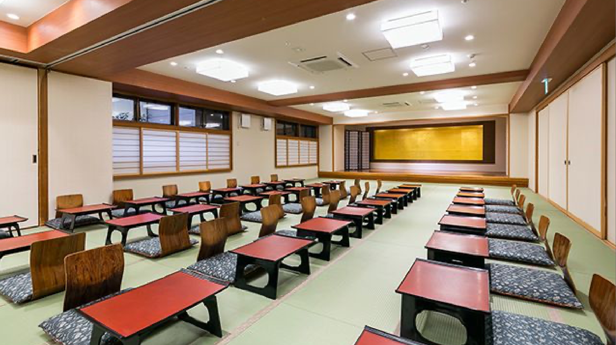 中宴会場「蓬莱（ほうらい）」