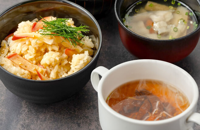 ほっき飯、牛タンスープ、クジラ汁